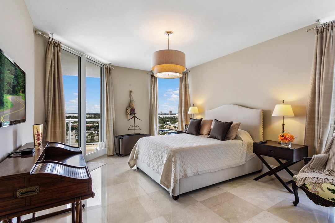 For Sale: $2,199,000 (2 beds, 2 baths, 2115 Square Feet)