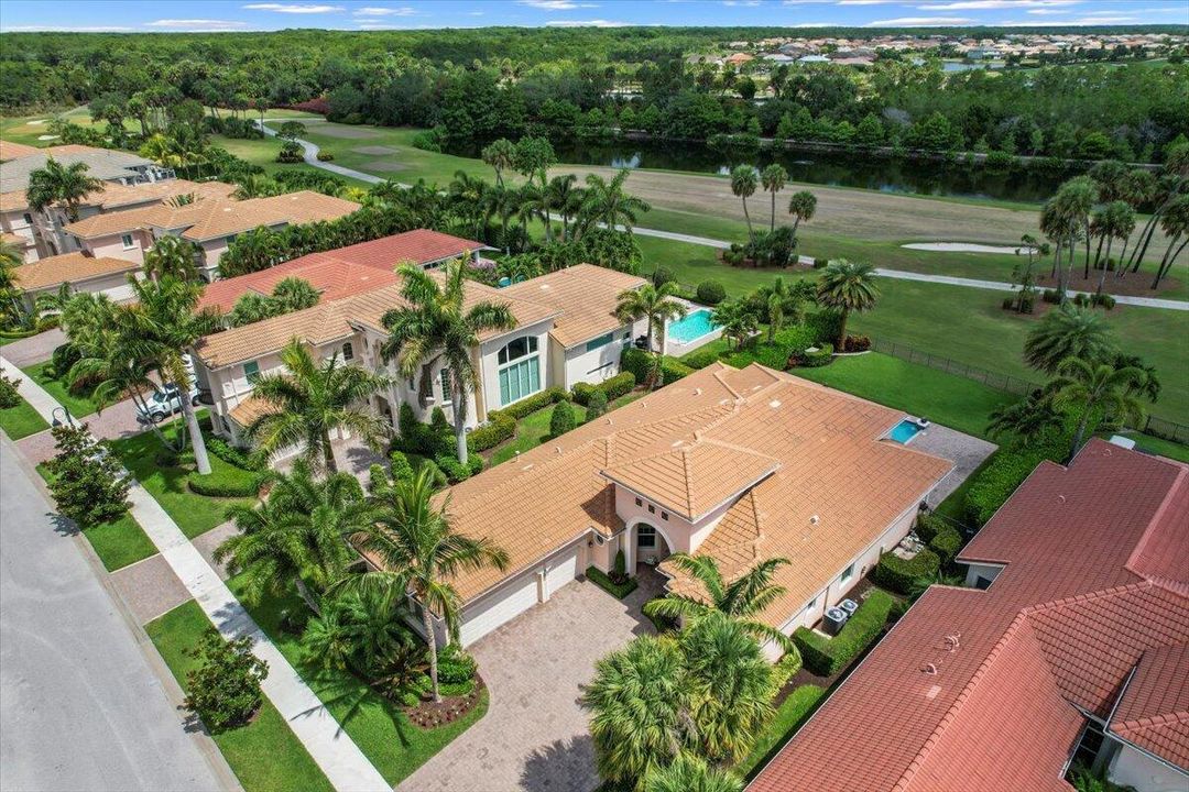 En Venta: $2,295,000 (4 camas, 3 baños, 2891 Pies cuadrados)