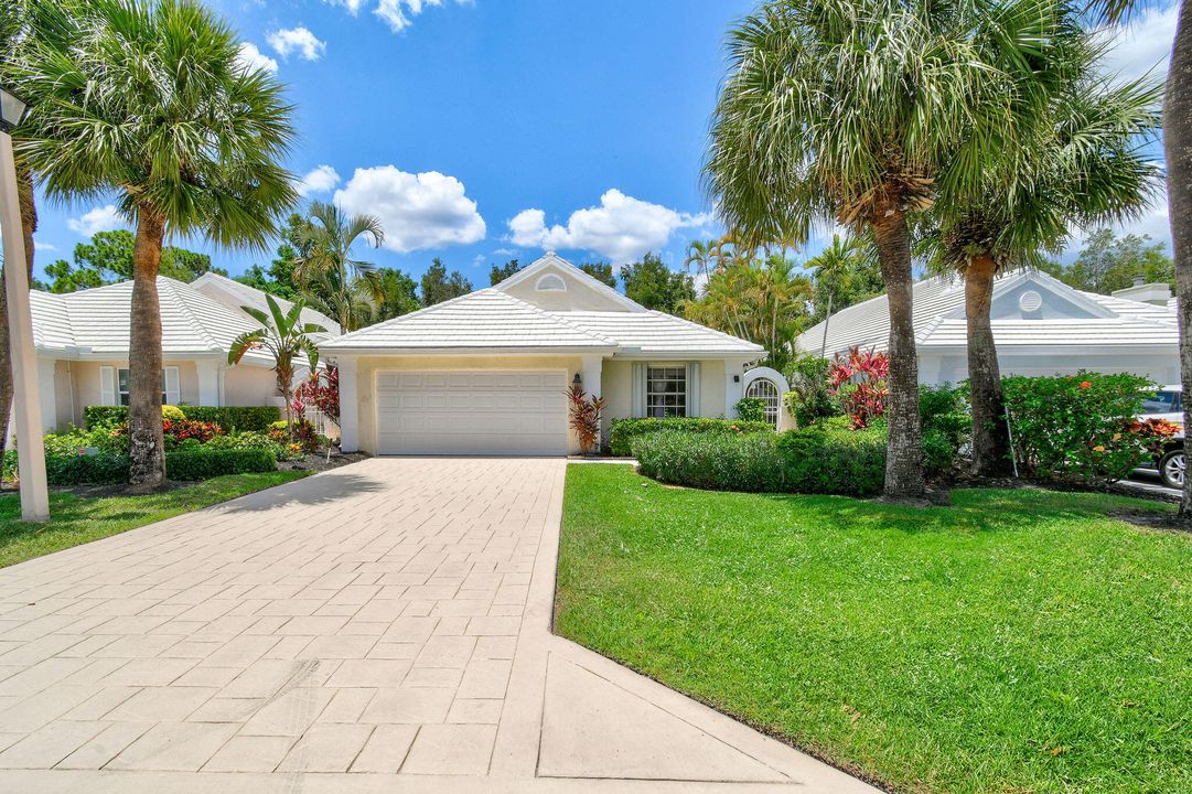 For Sale: $629,000 (3 beds, 2 baths, 1567 Square Feet)