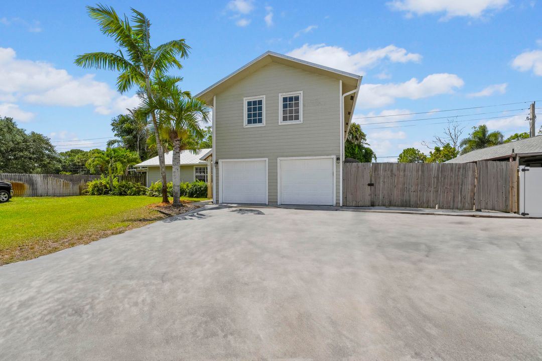 Active With Contract: $549,999 (4 beds, 2 baths, 1872 Square Feet)