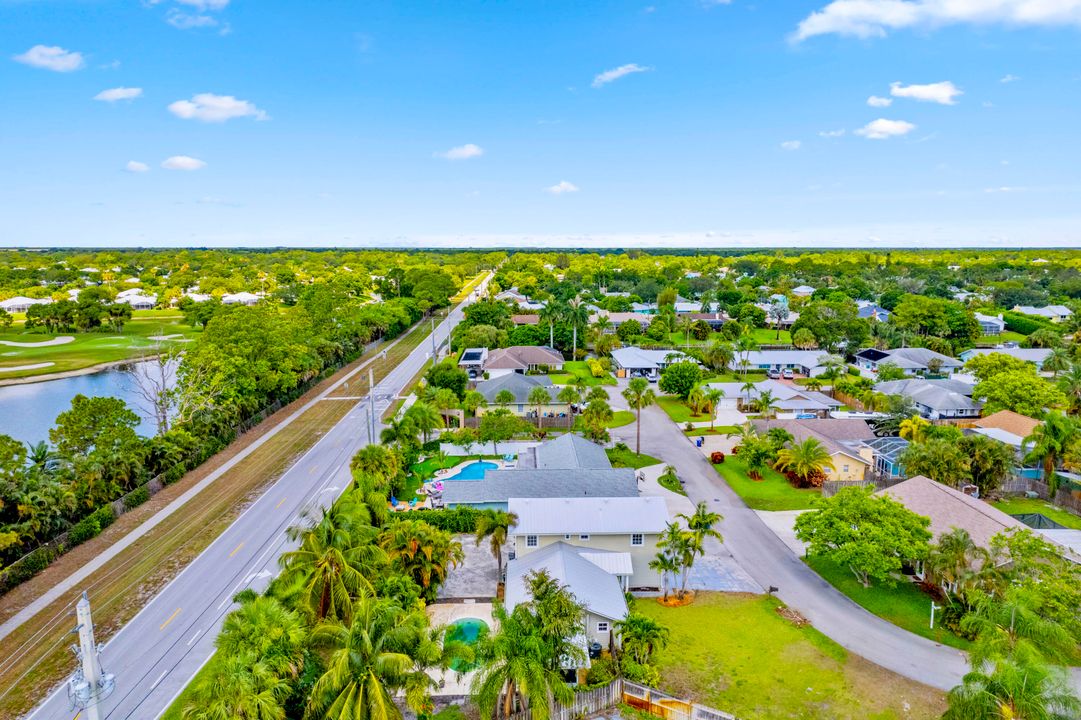 Active With Contract: $549,999 (4 beds, 2 baths, 1872 Square Feet)