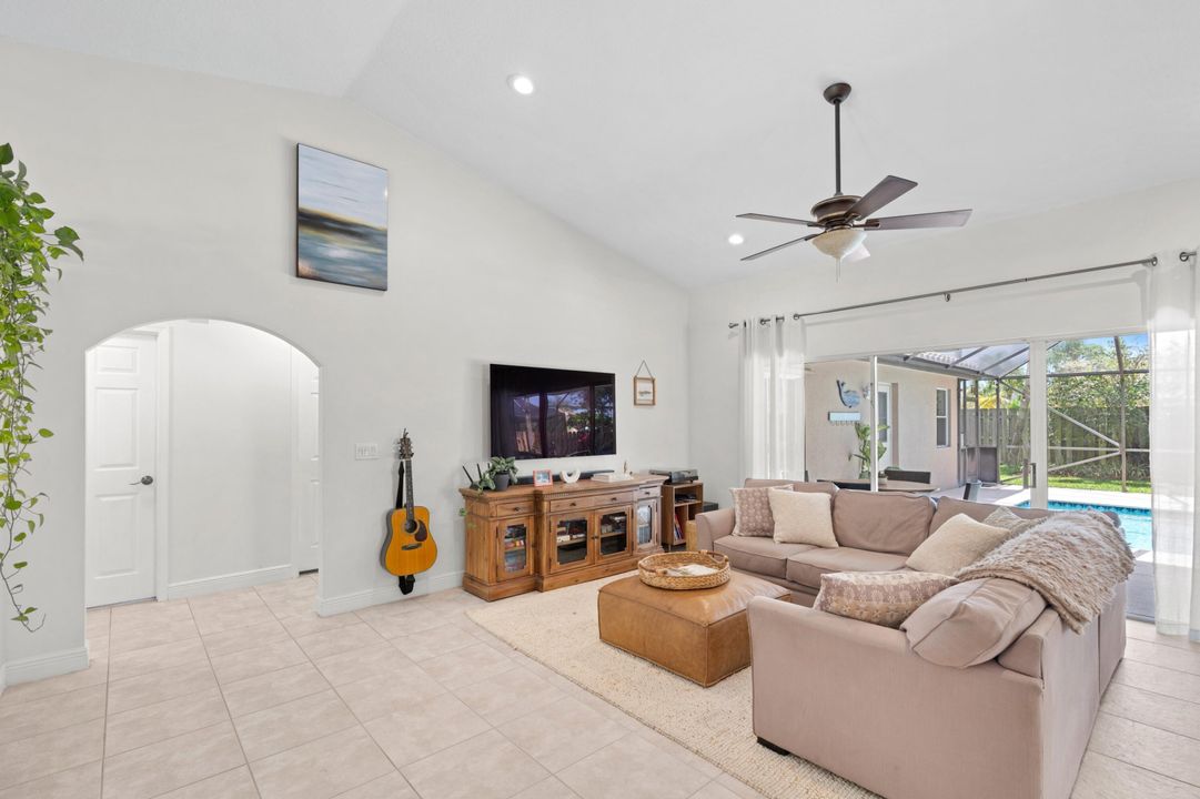 Active With Contract: $749,000 (4 beds, 2 baths, 2395 Square Feet)