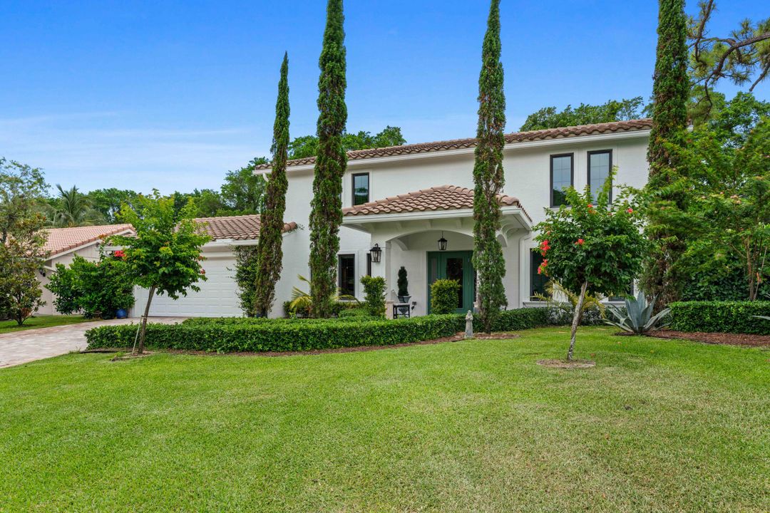 For Sale: $2,600,000 (4 beds, 3 baths, 3192 Square Feet)