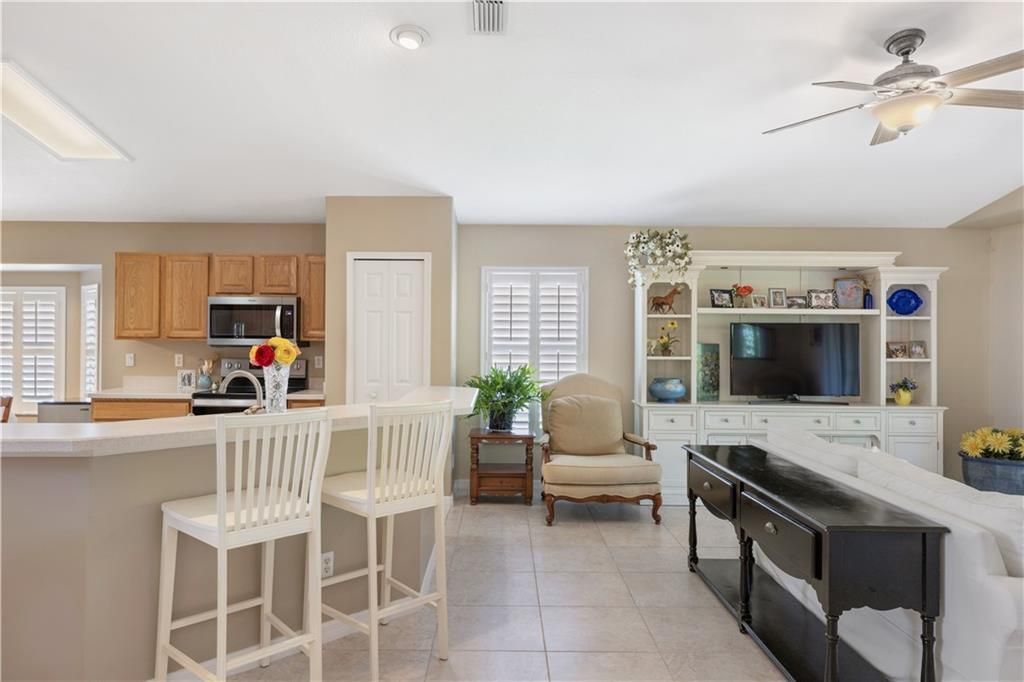 For Sale: $477,700 (3 beds, 2 baths, 1801 Square Feet)