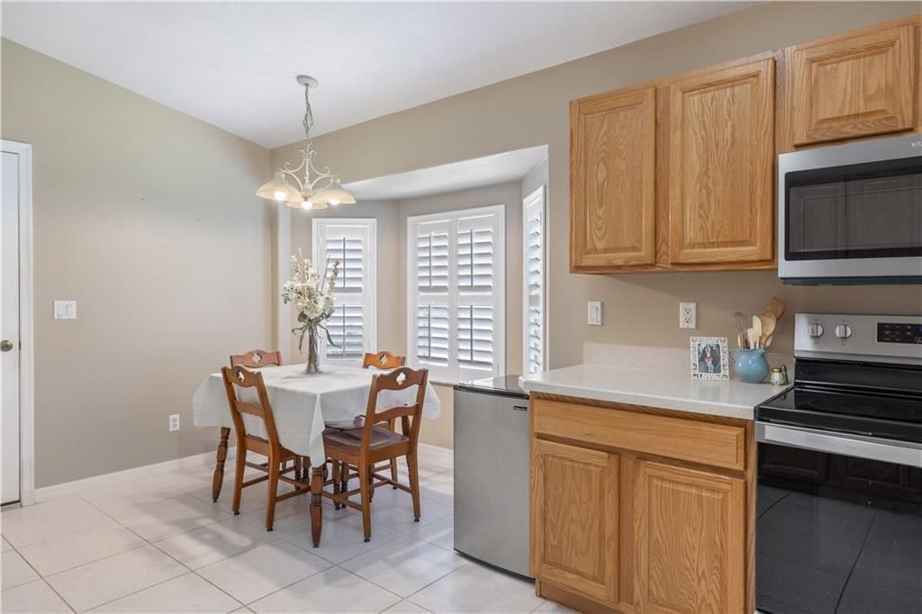 For Sale: $477,700 (3 beds, 2 baths, 1801 Square Feet)