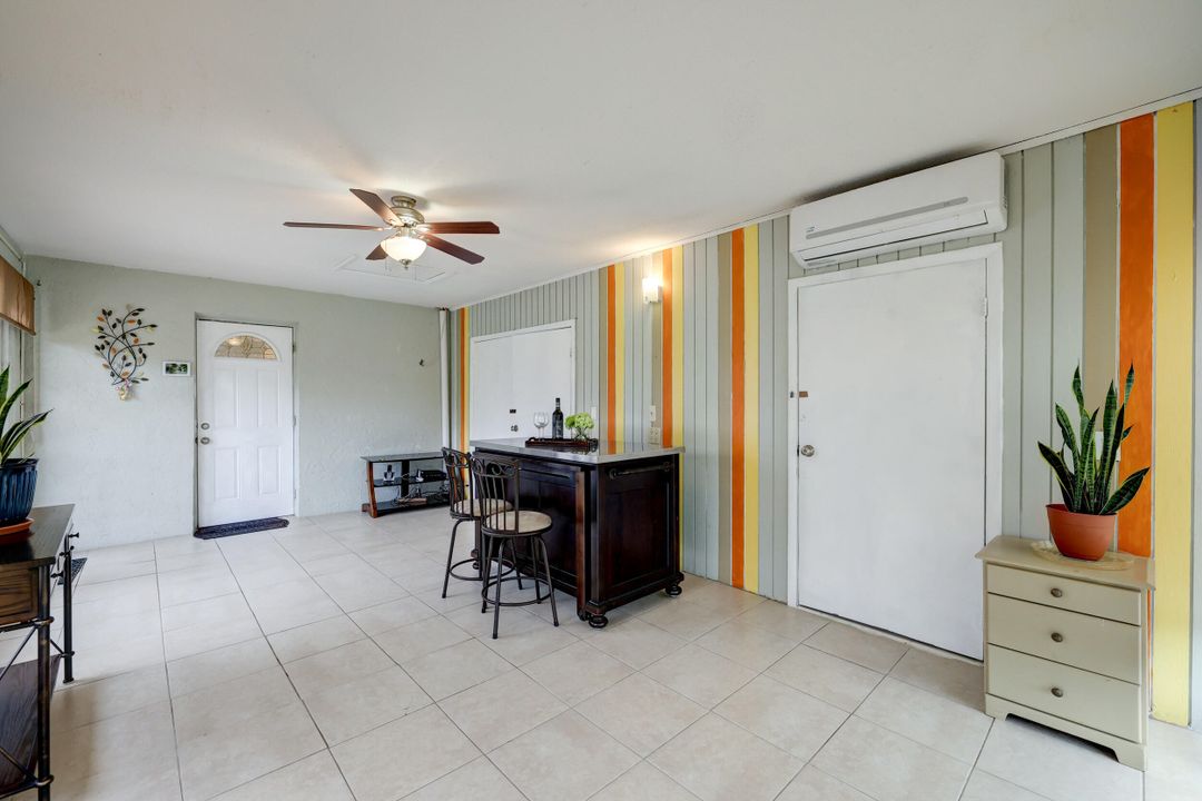 Active With Contract: $2,750 (2 beds, 3 baths, 1426 Square Feet)