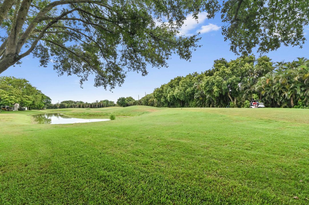 For Sale: $739,900 (3 beds, 2 baths, 2723 Square Feet)