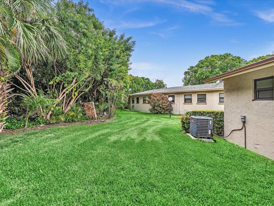 For Sale: $699,000 (3 beds, 3 baths, 1600 Square Feet)