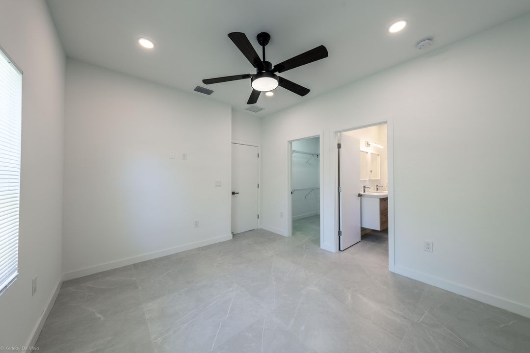 Active With Contract: $3,000 (3 beds, 2 baths, 1600 Square Feet)