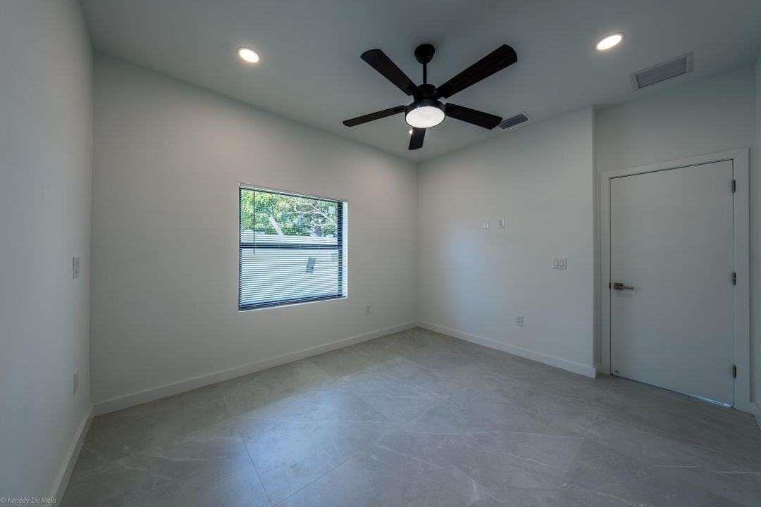 Active With Contract: $3,000 (3 beds, 2 baths, 1600 Square Feet)