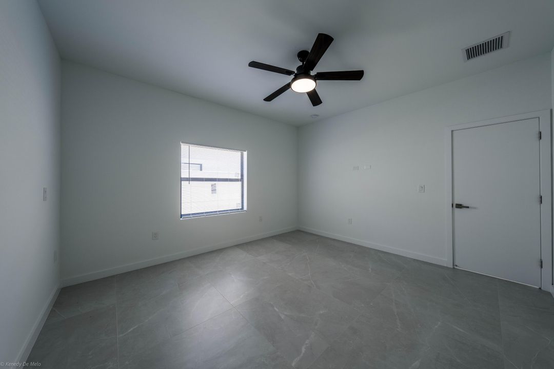 Active With Contract: $3,000 (3 beds, 2 baths, 1600 Square Feet)