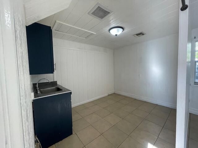 For Rent: $1,500 (1 beds, 1 baths, 475 Square Feet)