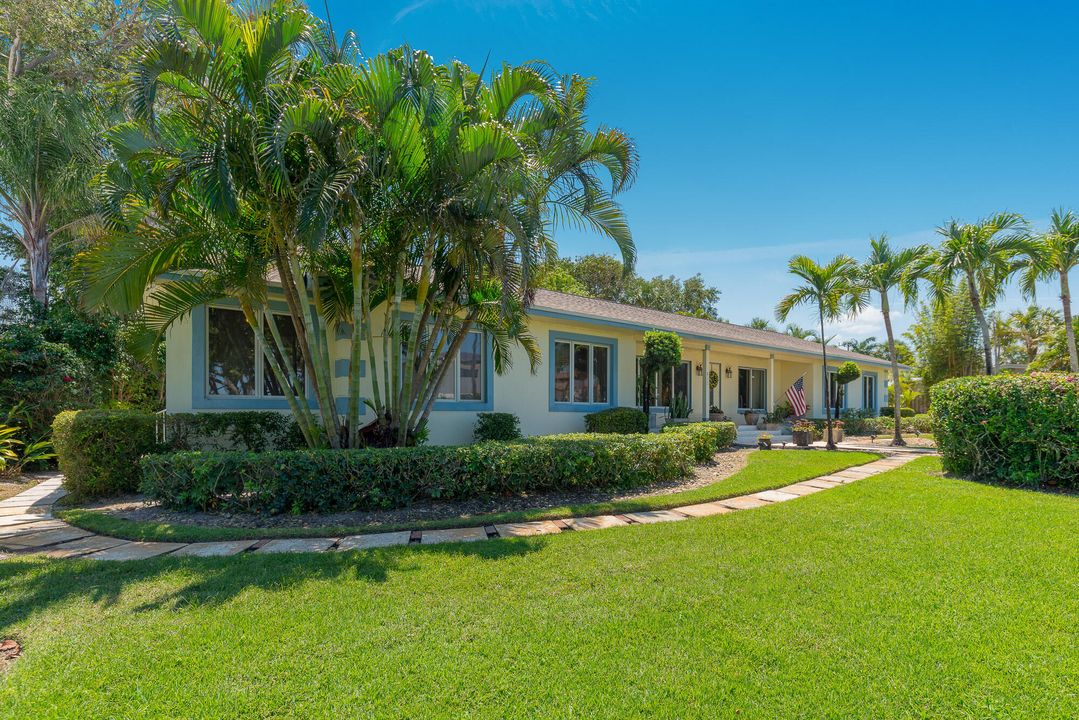 Active With Contract: $1,500,000 (3 beds, 2 baths, 2108 Square Feet)