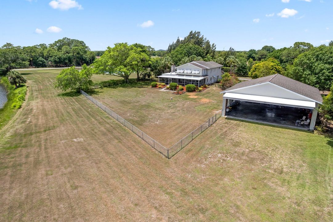 Active With Contract: $705,000 (3 beds, 3 baths, 4482 Square Feet)