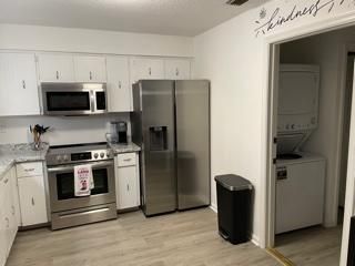 For Rent: $6,000 (3 beds, 2 baths, 2596 Square Feet)