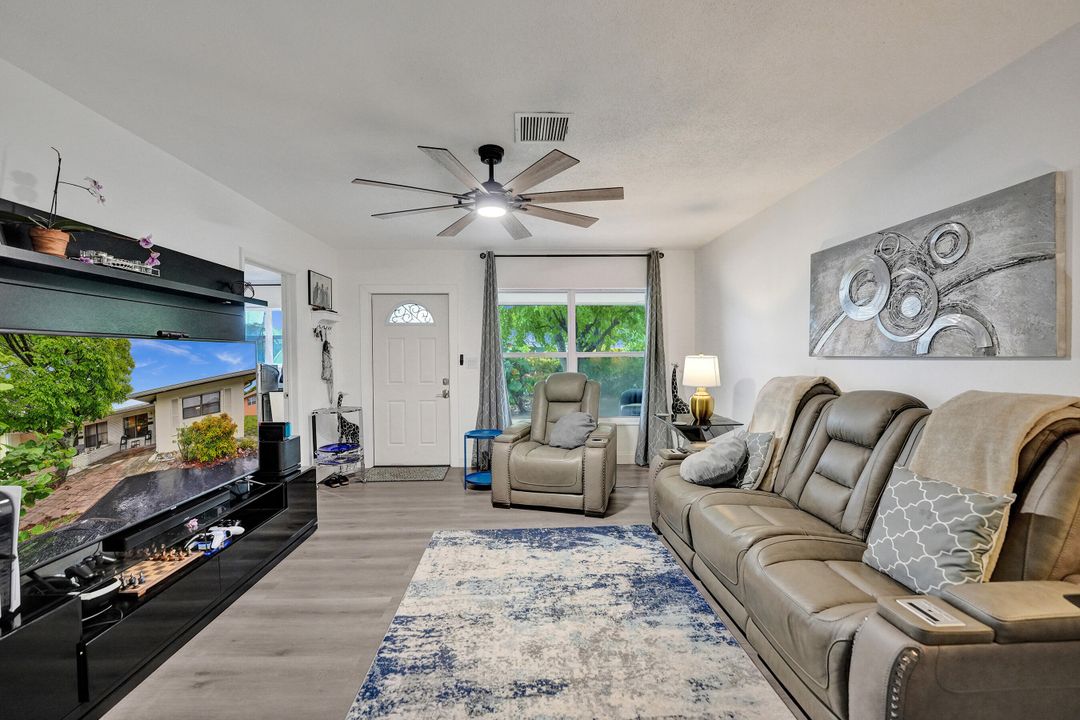 Active With Contract: $800,000 (0 beds, 0 baths, 2437 Square Feet)