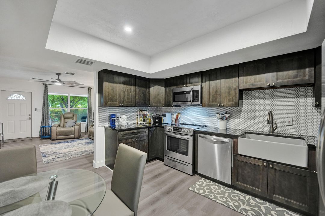 Active With Contract: $800,000 (0 beds, 0 baths, 2437 Square Feet)