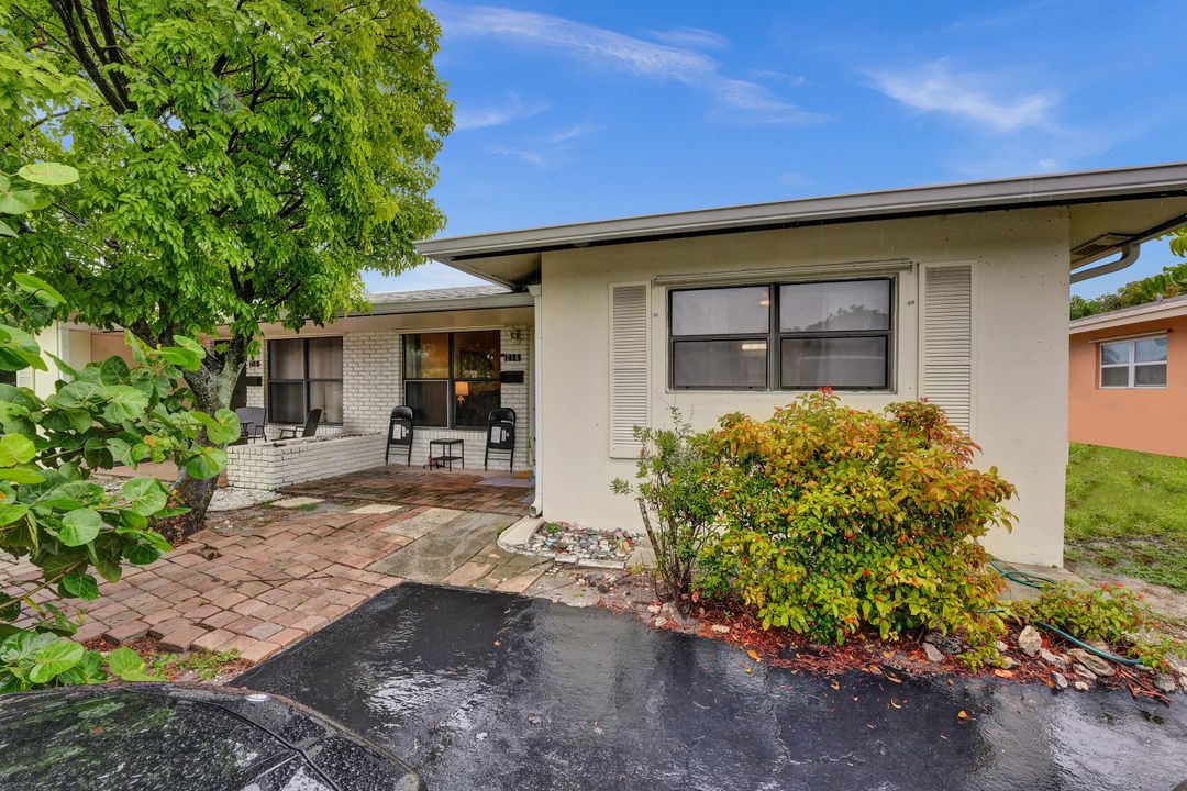 Active With Contract: $800,000 (0 beds, 0 baths, 2437 Square Feet)