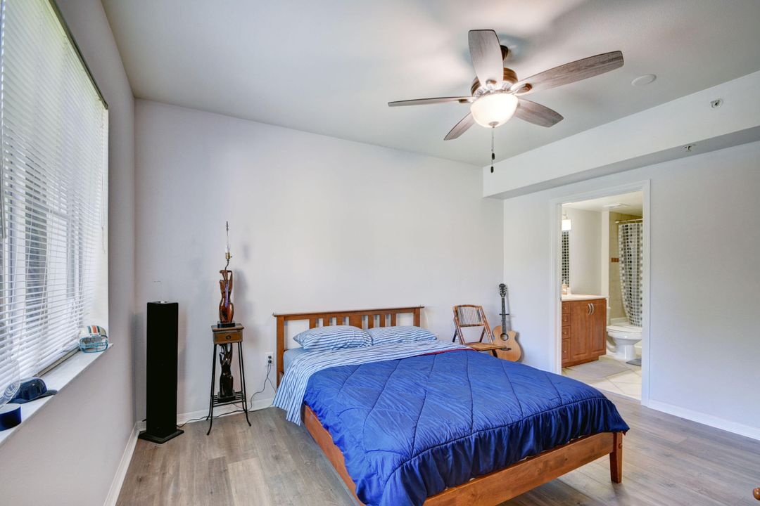 For Sale: $325,000 (2 beds, 2 baths, 1058 Square Feet)