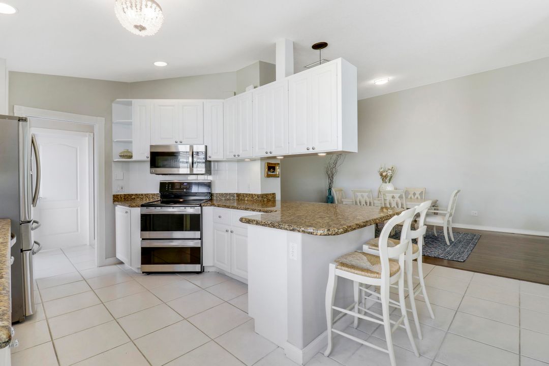 For Sale: $525,000 (2 beds, 2 baths, 1526 Square Feet)