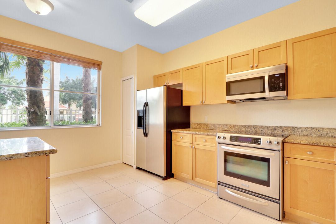 For Sale: $435,000 (3 beds, 2 baths, 1503 Square Feet)