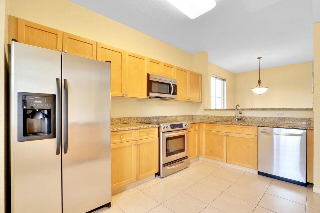 For Sale: $435,000 (3 beds, 2 baths, 1503 Square Feet)