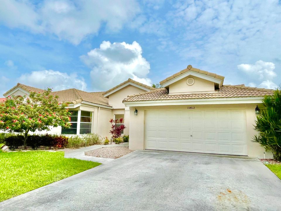 Active With Contract: $5,400 (4 beds, 3 baths, 2235 Square Feet)