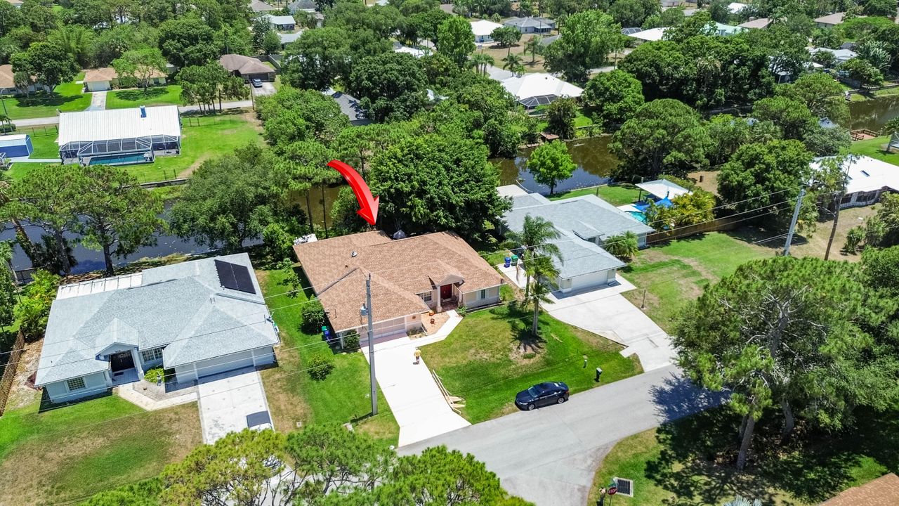 For Sale: $425,000 (3 beds, 2 baths, 2153 Square Feet)