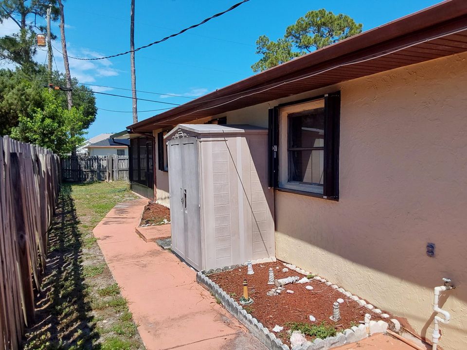 En Venta: $495,000 (5 camas, 2 baños, 2264 Pies cuadrados)