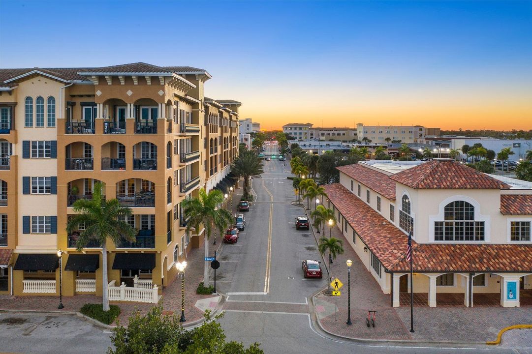 For Sale: $475,000 (3 beds, 2 baths, 1369 Square Feet)