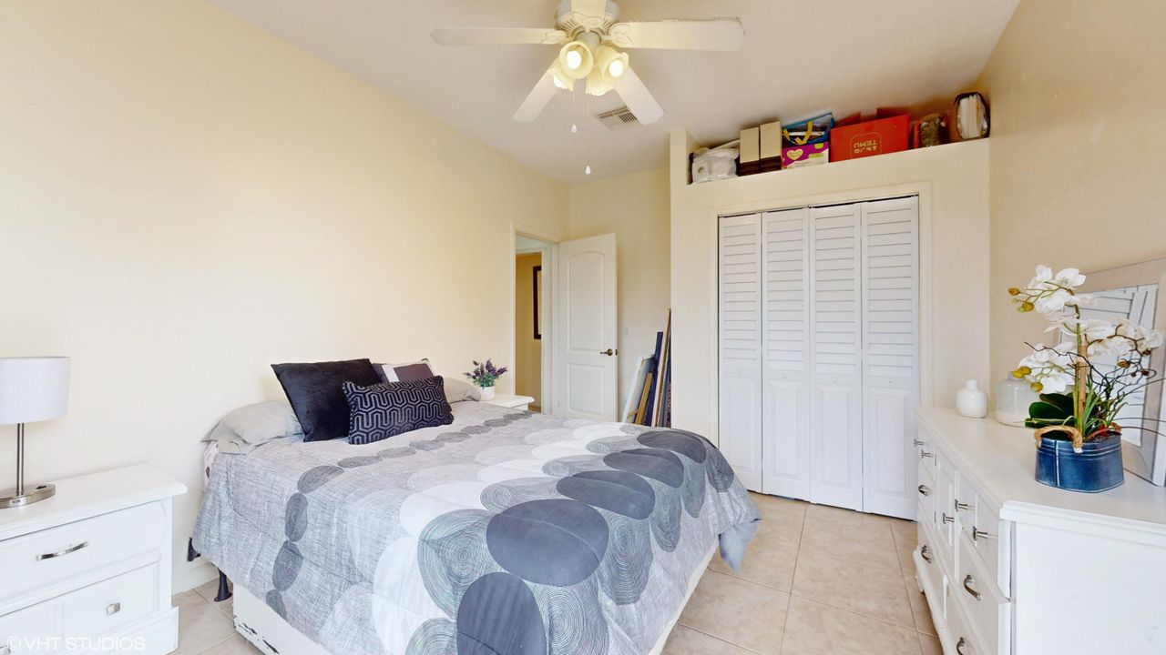 Active With Contract: $479,000 (0 beds, 0 baths, 2014 Square Feet)