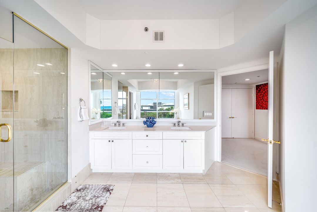 Active With Contract: $2,350,000 (3 beds, 3 baths, 2661 Square Feet)