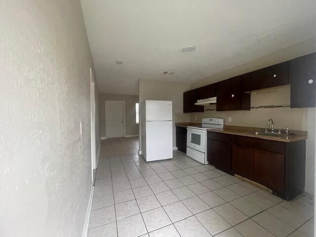 For Rent: $1,550 (2 beds, 1 baths, 1100 Square Feet)