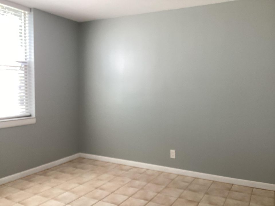 For Sale: $259,000 (2 beds, 2 baths, 1044 Square Feet)