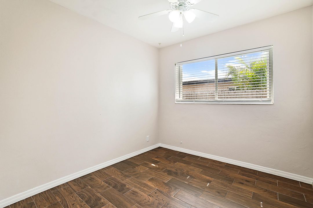 Active With Contract: $3,000 (3 beds, 2 baths, 1378 Square Feet)