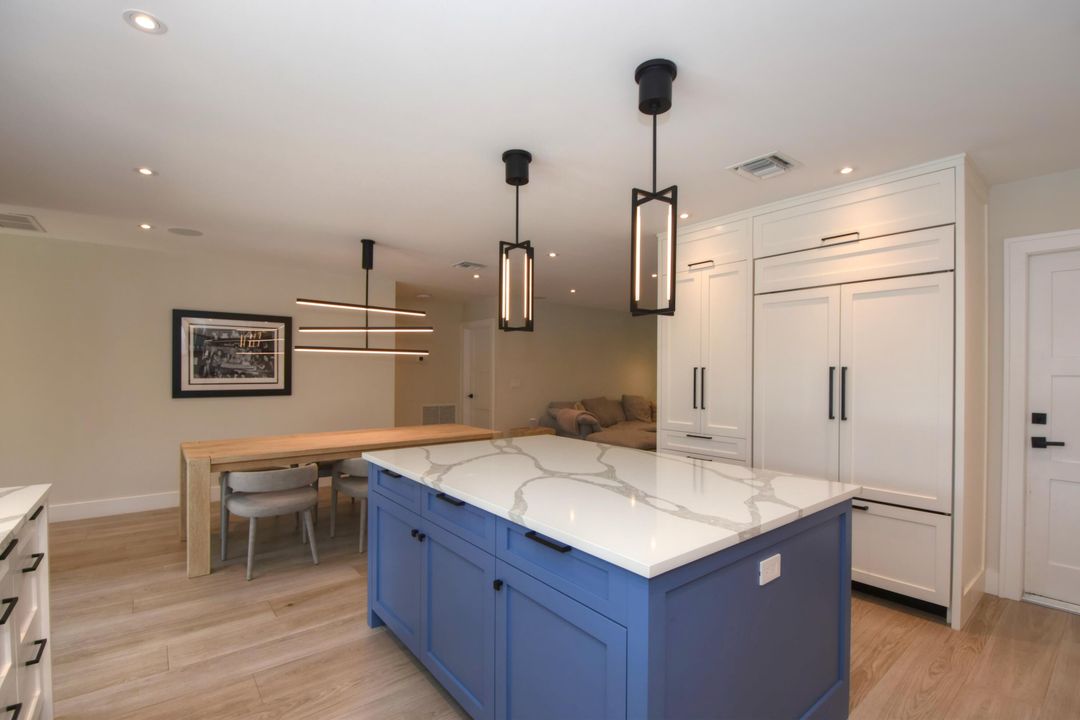 For Sale: $1,695,000 (3 beds, 2 baths, 1669 Square Feet)