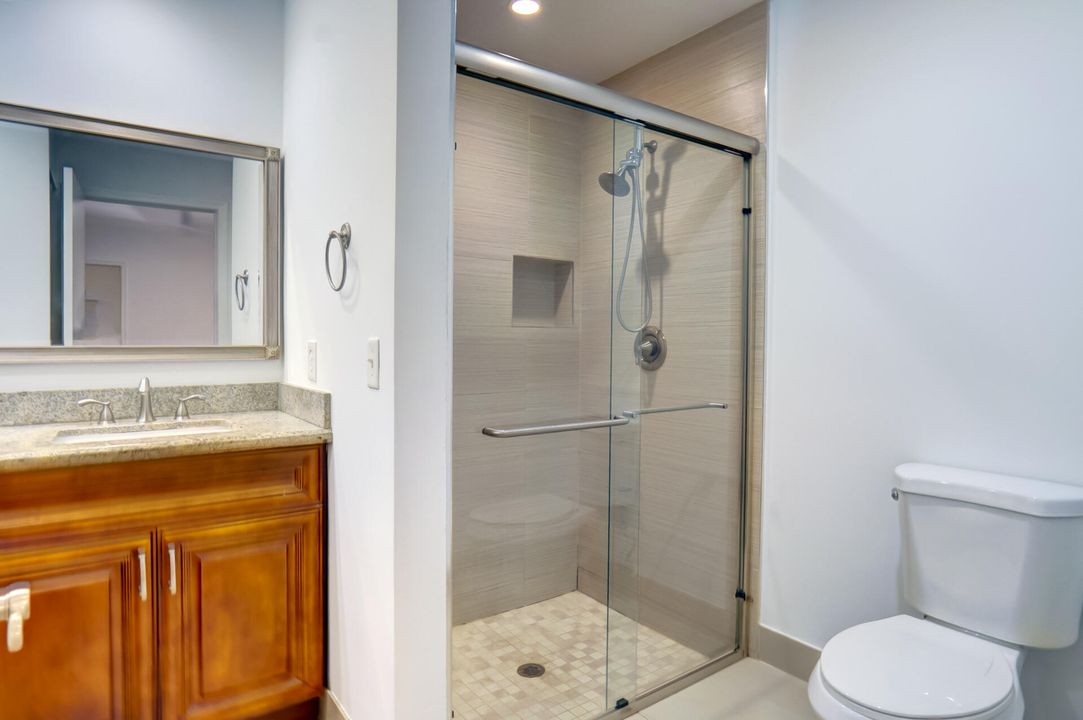 Active With Contract: $2,500 (3 beds, 2 baths, 1348 Square Feet)