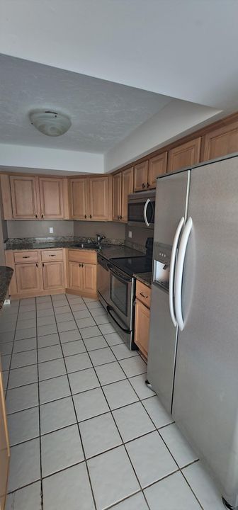 For Rent: $2,500 (2 beds, 2 baths, 1134 Square Feet)