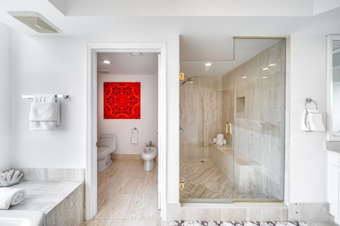 Active With Contract: $2,350,000 (3 beds, 3 baths, 2661 Square Feet)