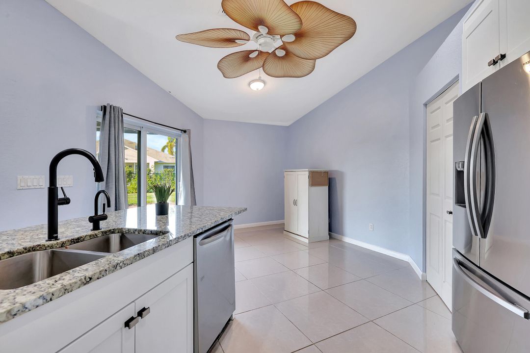 Active With Contract: $434,900 (4 beds, 2 baths, 1945 Square Feet)