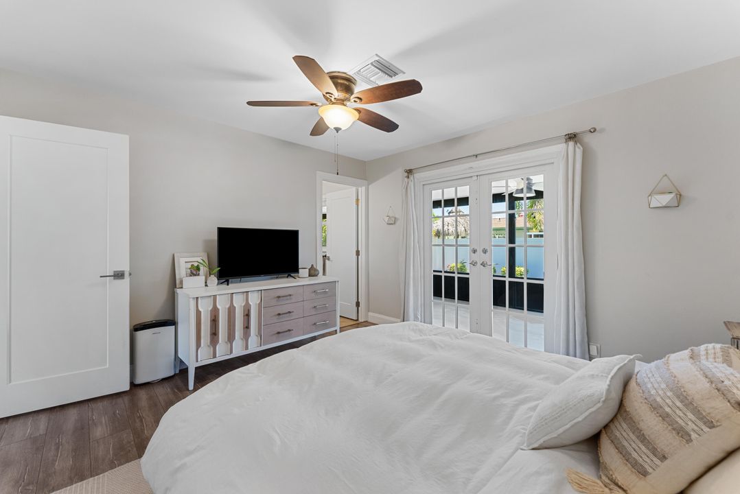 For Sale: $524,900 (3 beds, 2 baths, 1316 Square Feet)