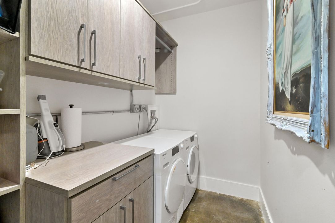 Active With Contract: $12,900 (2 beds, 2 baths, 1317 Square Feet)