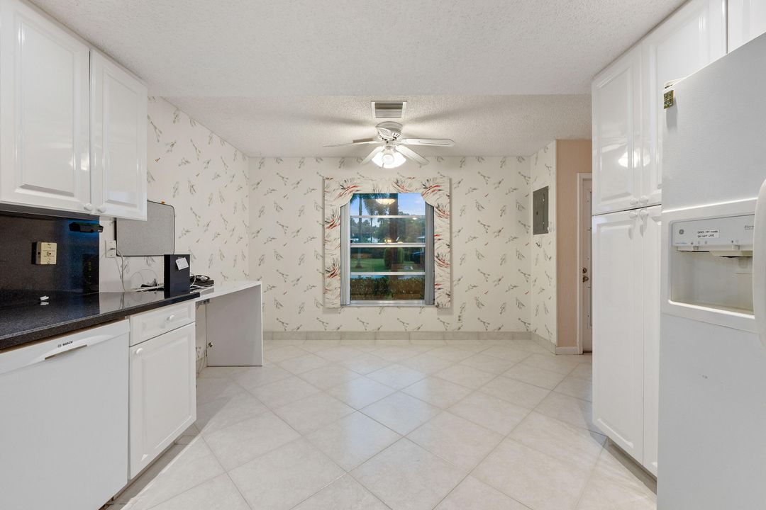 For Sale: $242,500 (2 beds, 2 baths, 1450 Square Feet)