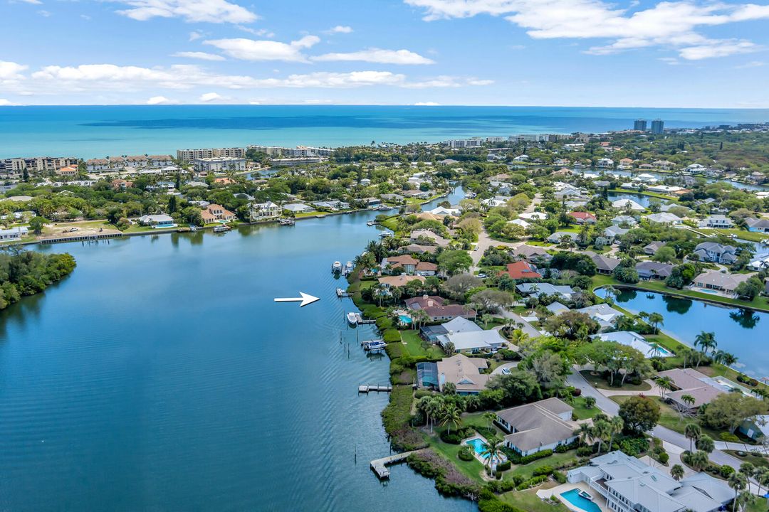 For Sale: $3,800,000 (3 beds, 3 baths, 3624 Square Feet)