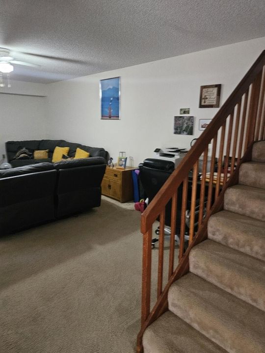 For Rent: $2,200 (2 beds, 2 baths, 1236 Square Feet)