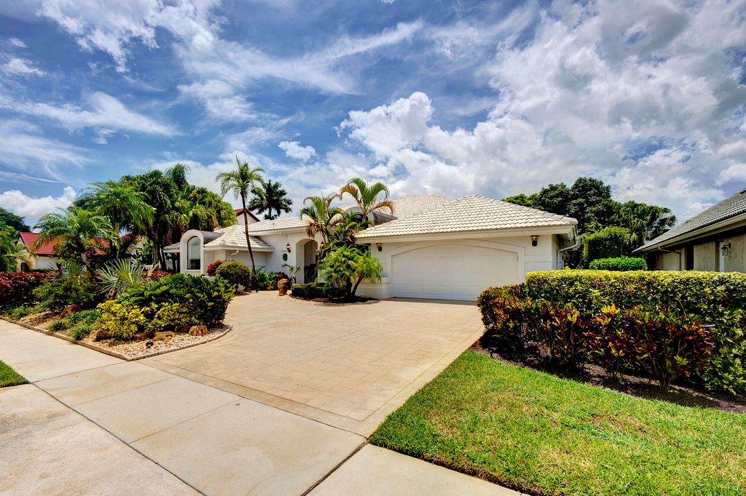 For Sale: $1,950,000 (4 beds, 4 baths, 3367 Square Feet)