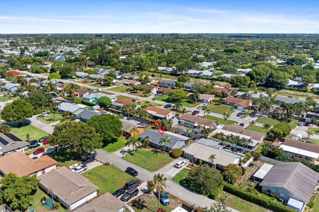 For Sale: $524,900 (3 beds, 2 baths, 1316 Square Feet)