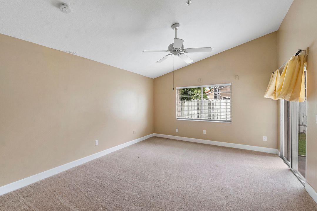 Active With Contract: $4,500 (5 beds, 2 baths, 1868 Square Feet)