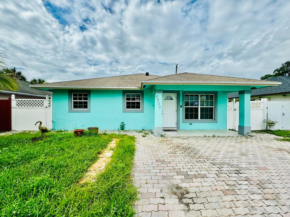 Active With Contract: $450,000 (0 beds, 0 baths, 1360 Square Feet)