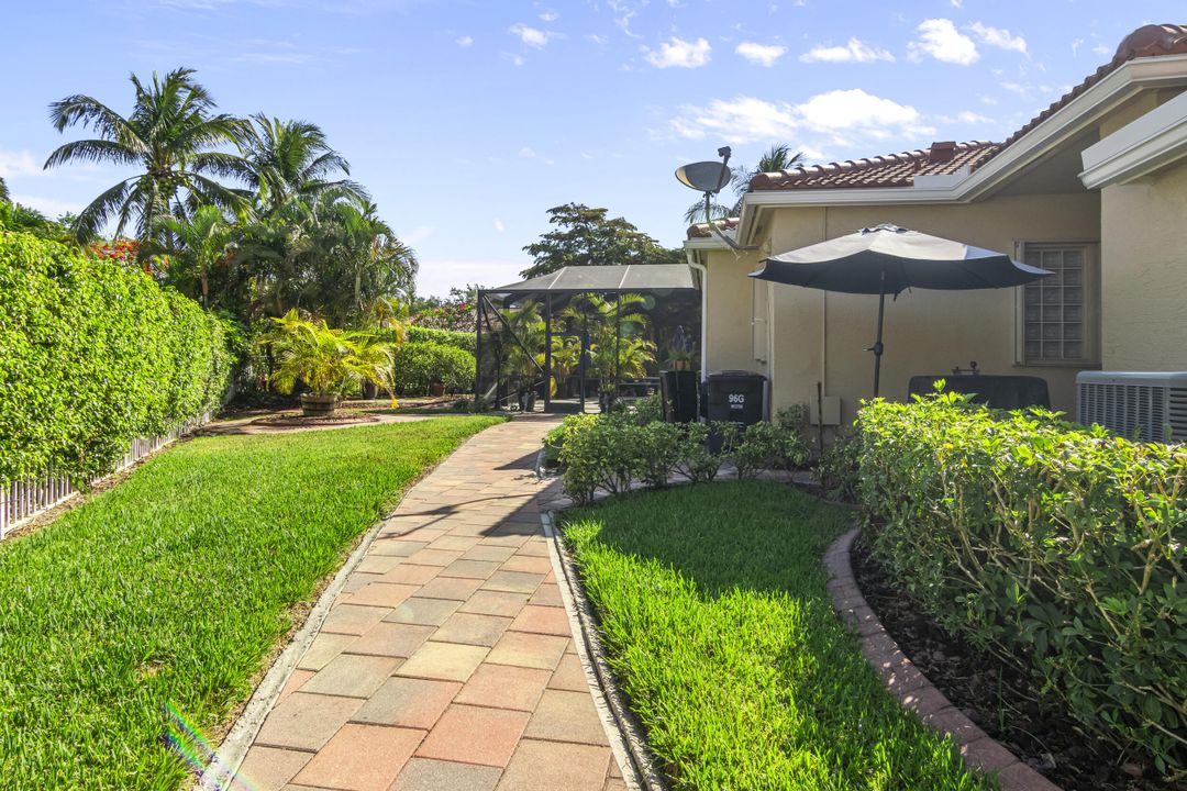 Active With Contract: $599,900 (3 beds, 3 baths, 2224 Square Feet)